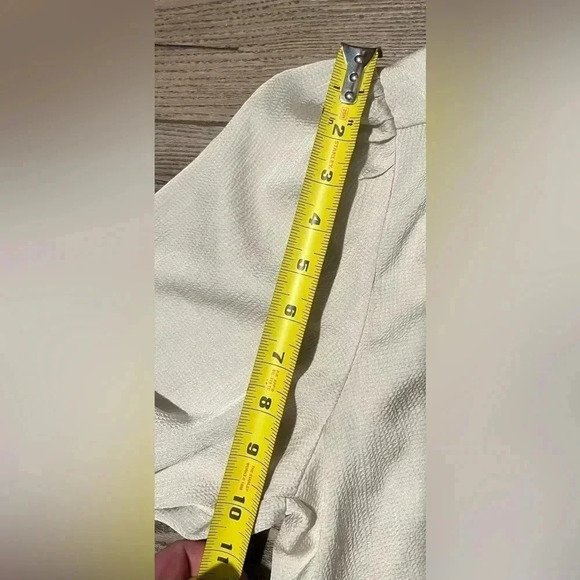 Max studio shiny gold button down - Picture 3 of 3